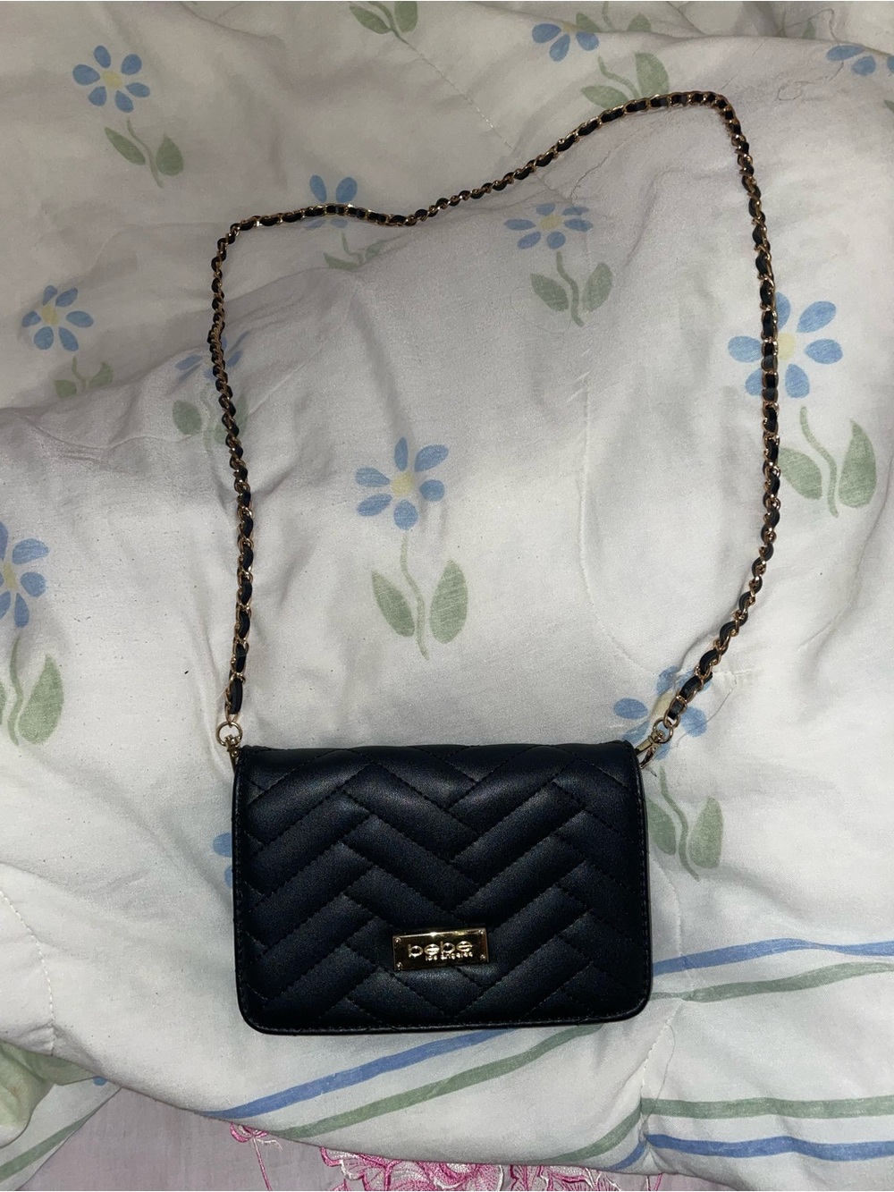 BEBE Black Quilted Chain Strap Crossbody Bag